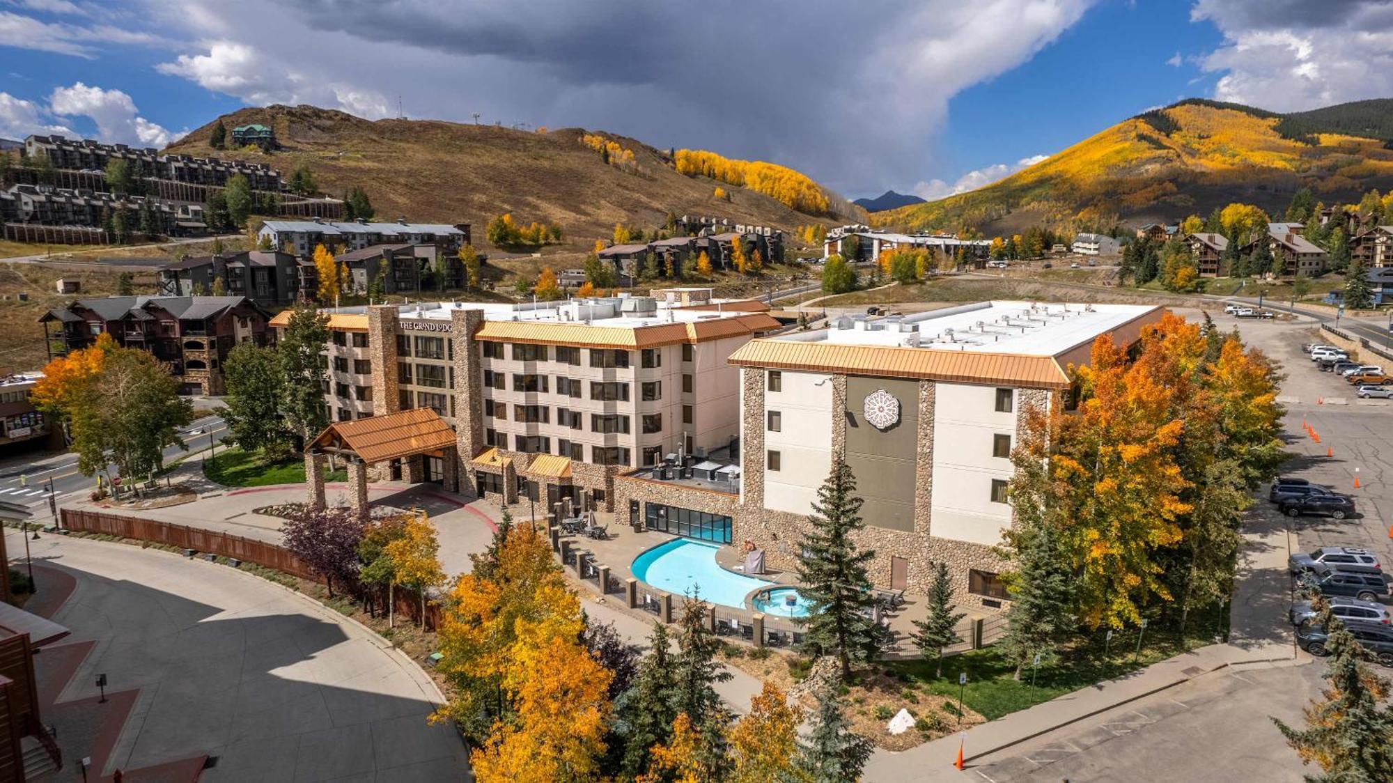 Studio 565 Perfect Location With Pool And Hot Tub Crested Butte Exterior photo
